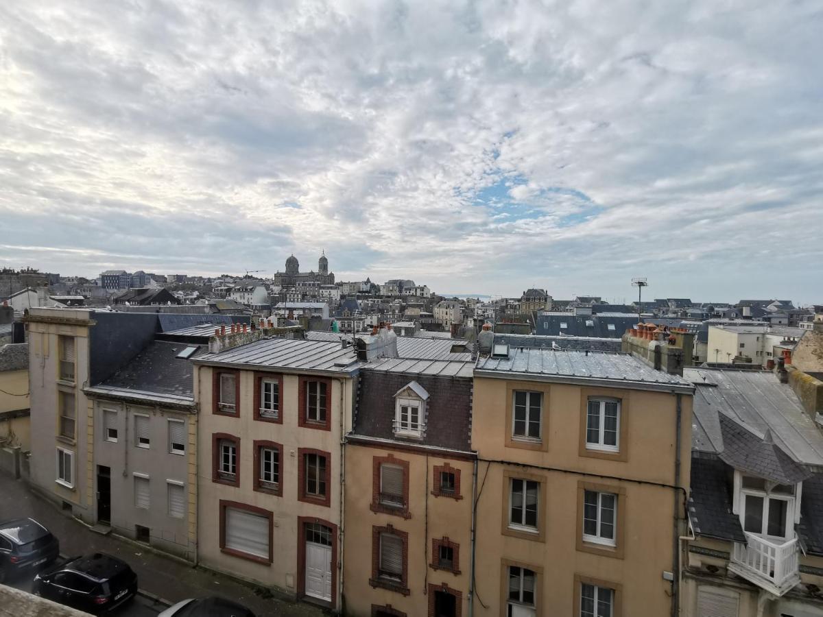 Appartamento Le Petit Michelet Granville Esterno foto
