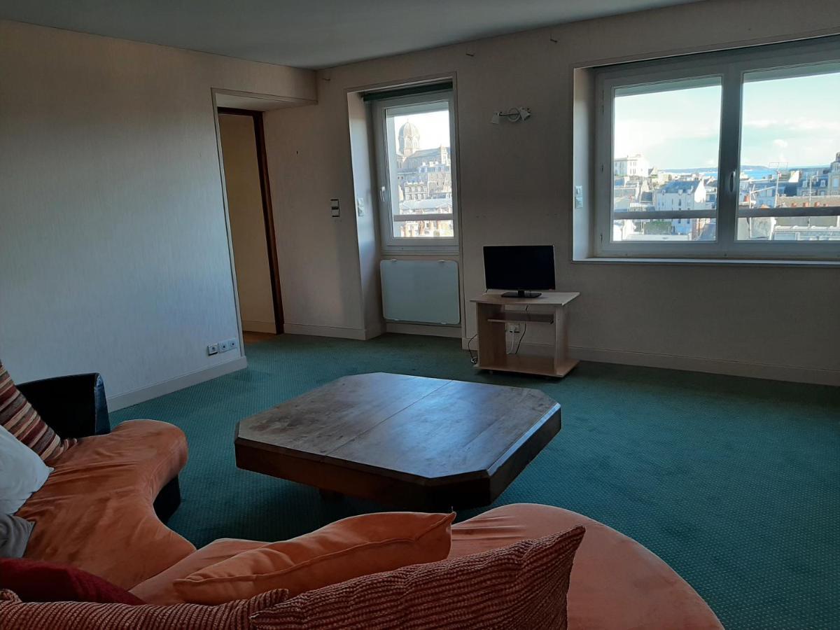 Appartamento Le Petit Michelet Granville Esterno foto