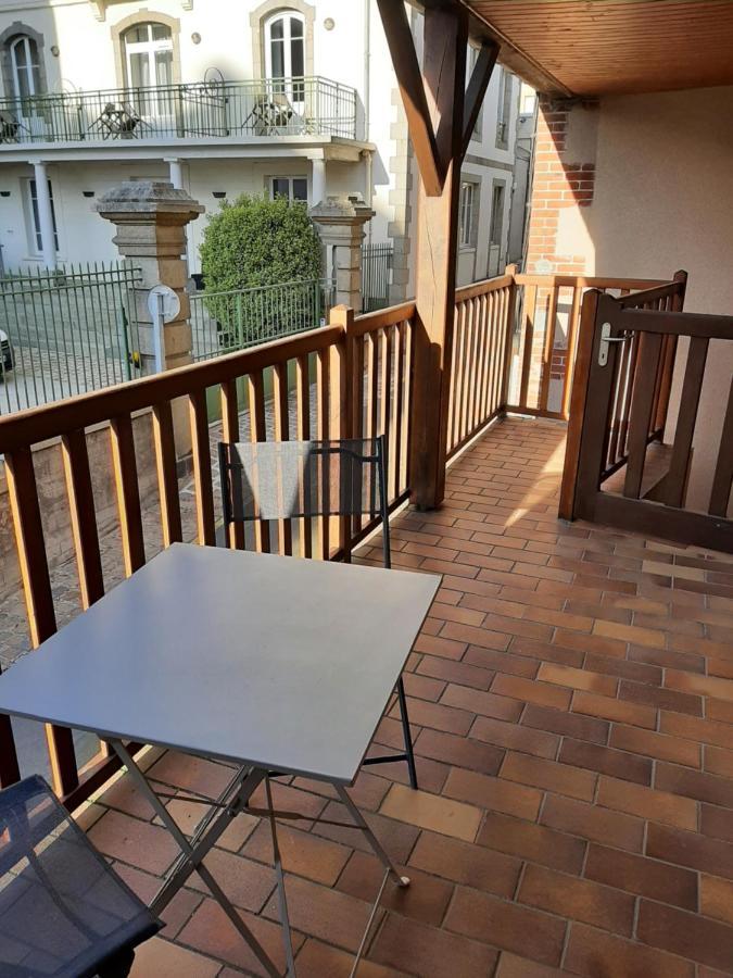 Appartamento Le Petit Michelet Granville Esterno foto